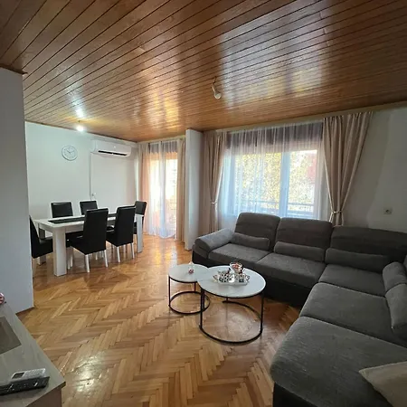 Dija Apartman