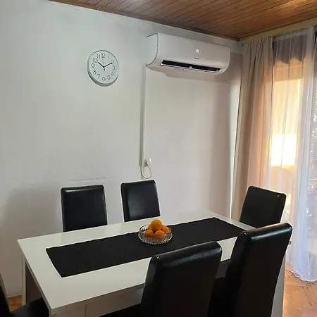 Apartman Dija *